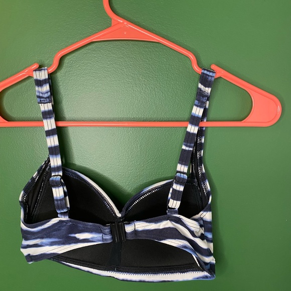 Blue and White Two Piece bathing suit - Picture 2 of 8